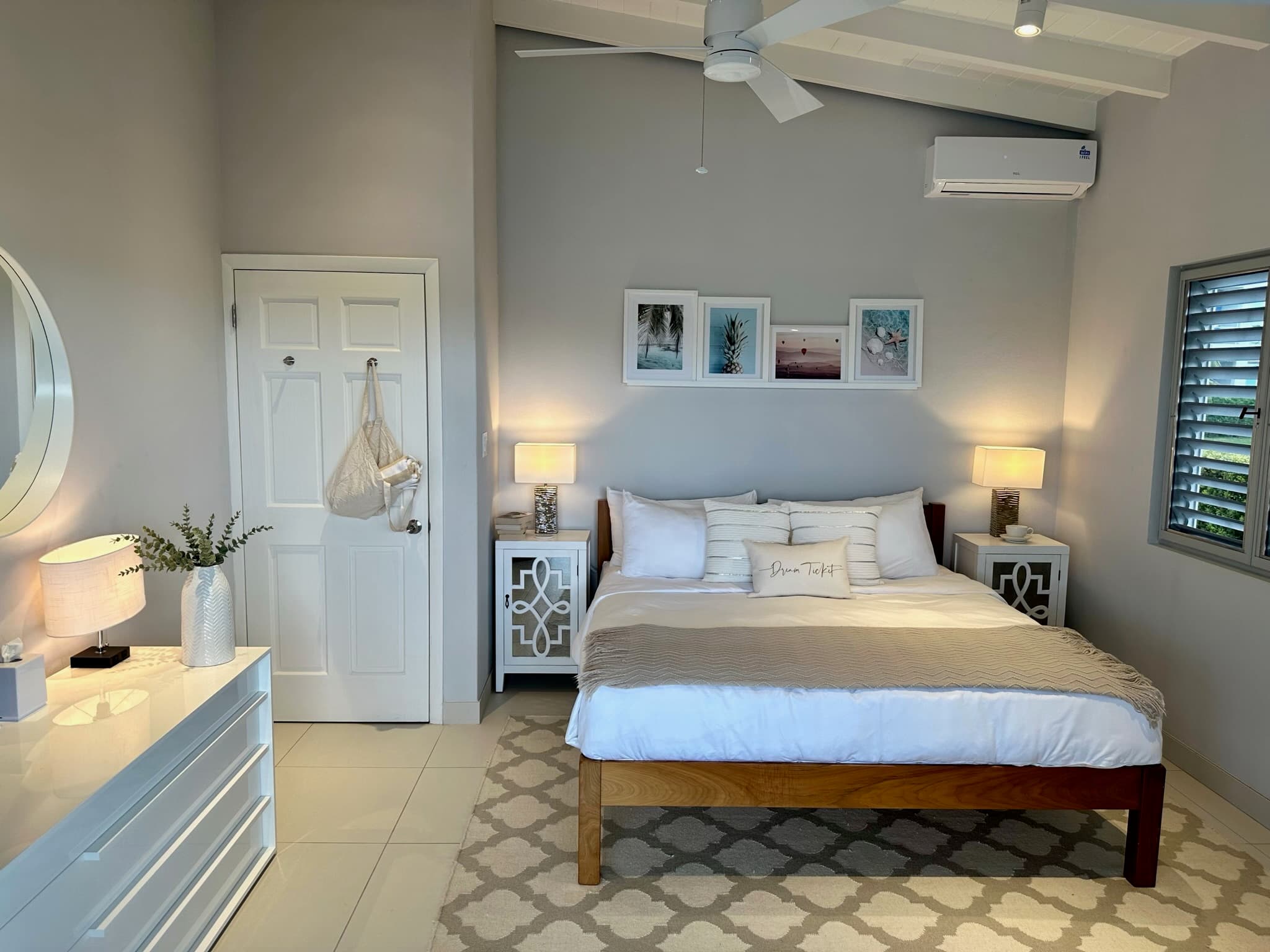 4th Bedroom with Super King-size bed, AC, ceiling fan, TV and safe